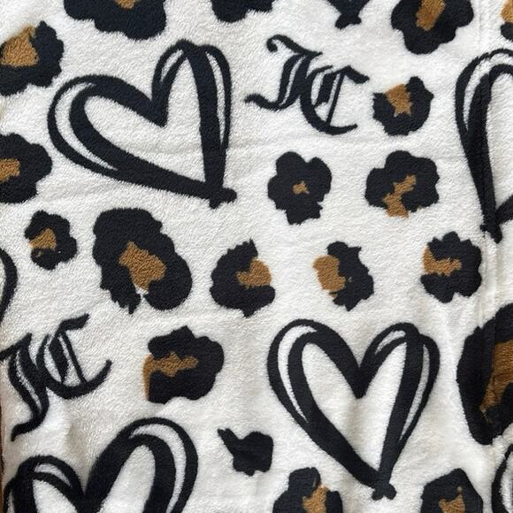 JUICY COUTURE Oversized Plush Throw Viral Leopard Print Blanket 50x70 Home Decor - Picture 5 of 14